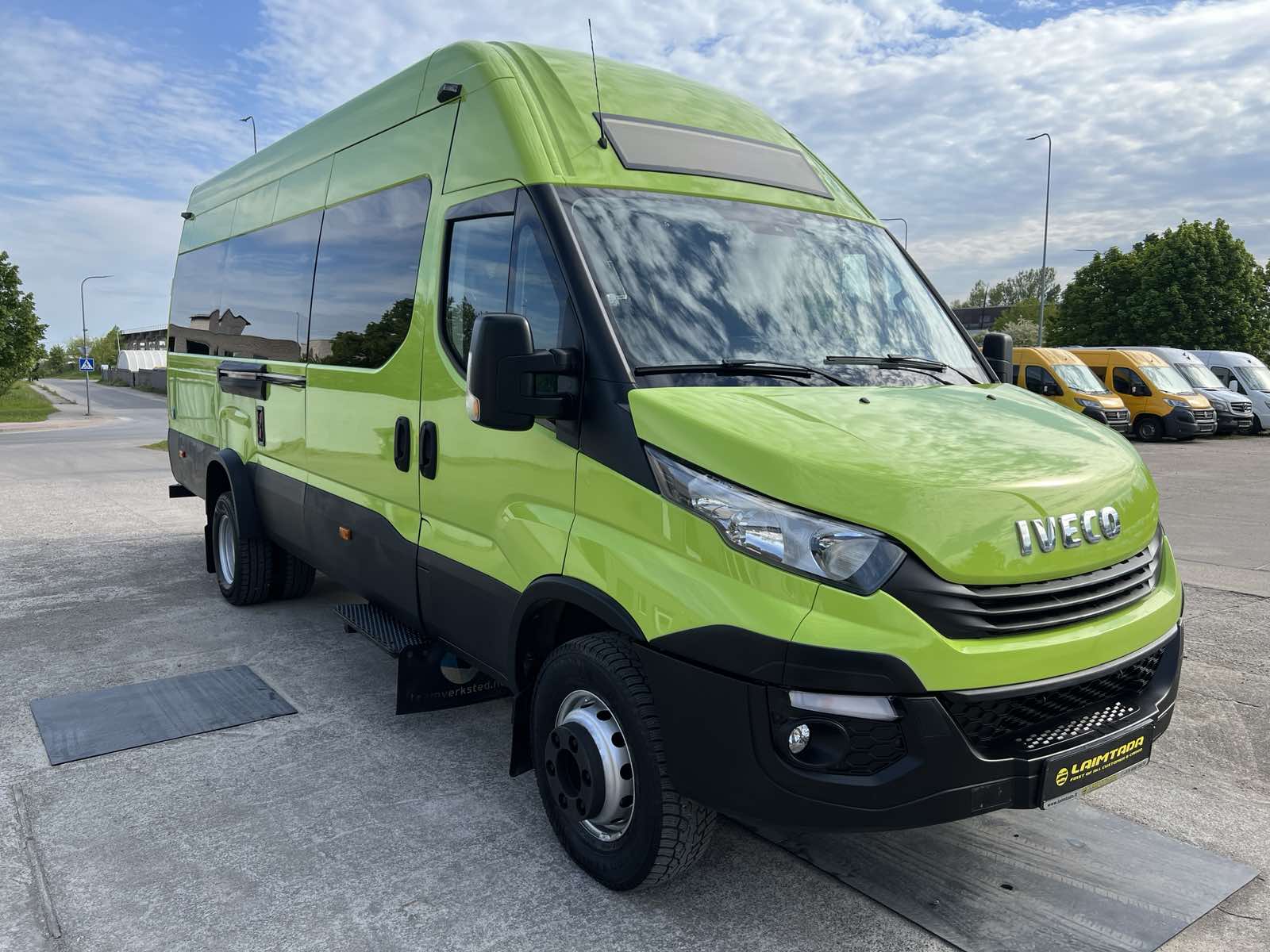 Iveco Daily, keleivinis mikroautobusas