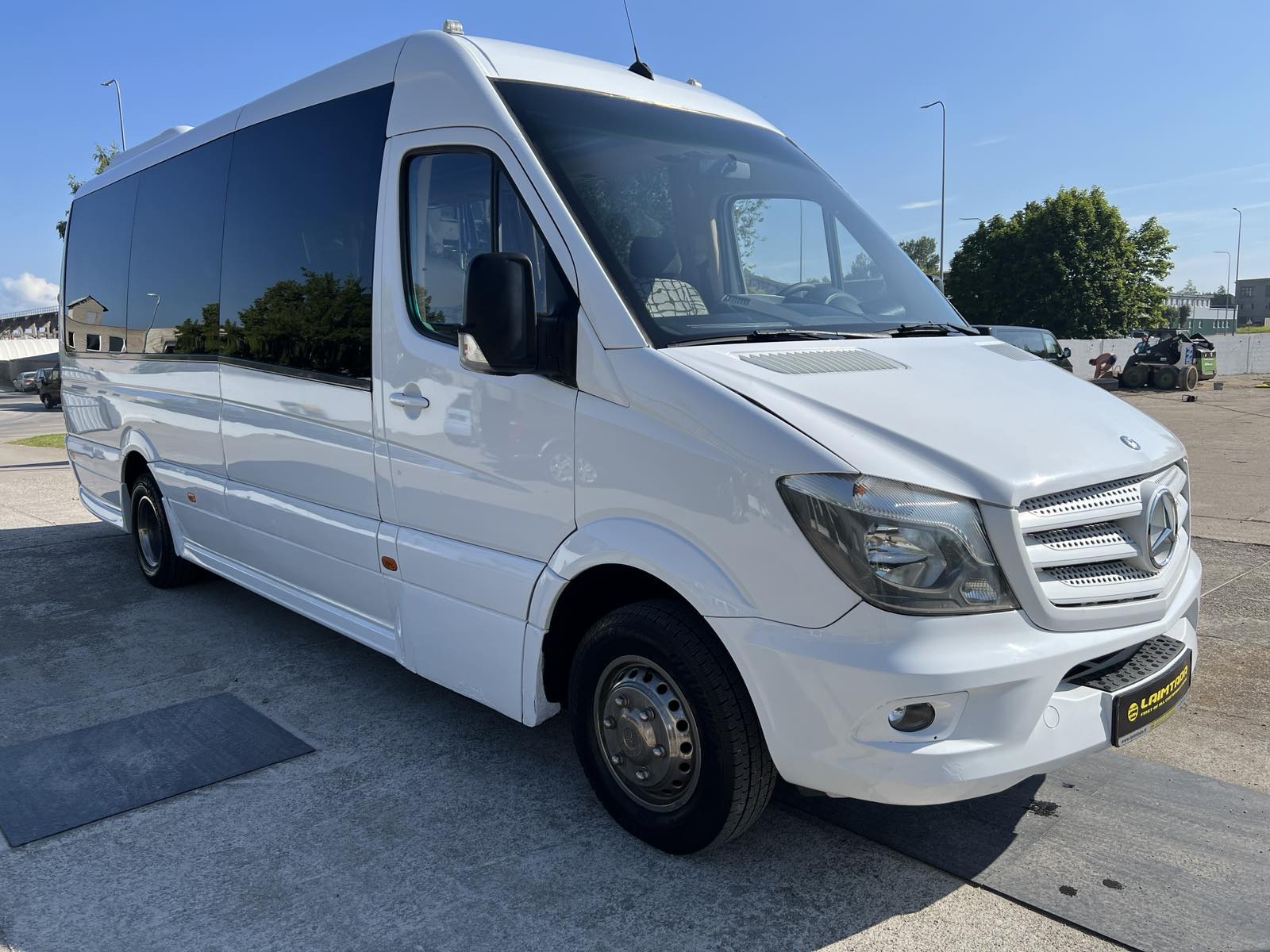 Mercedes-Benz Sprinter, keleivinis mikroautobusas