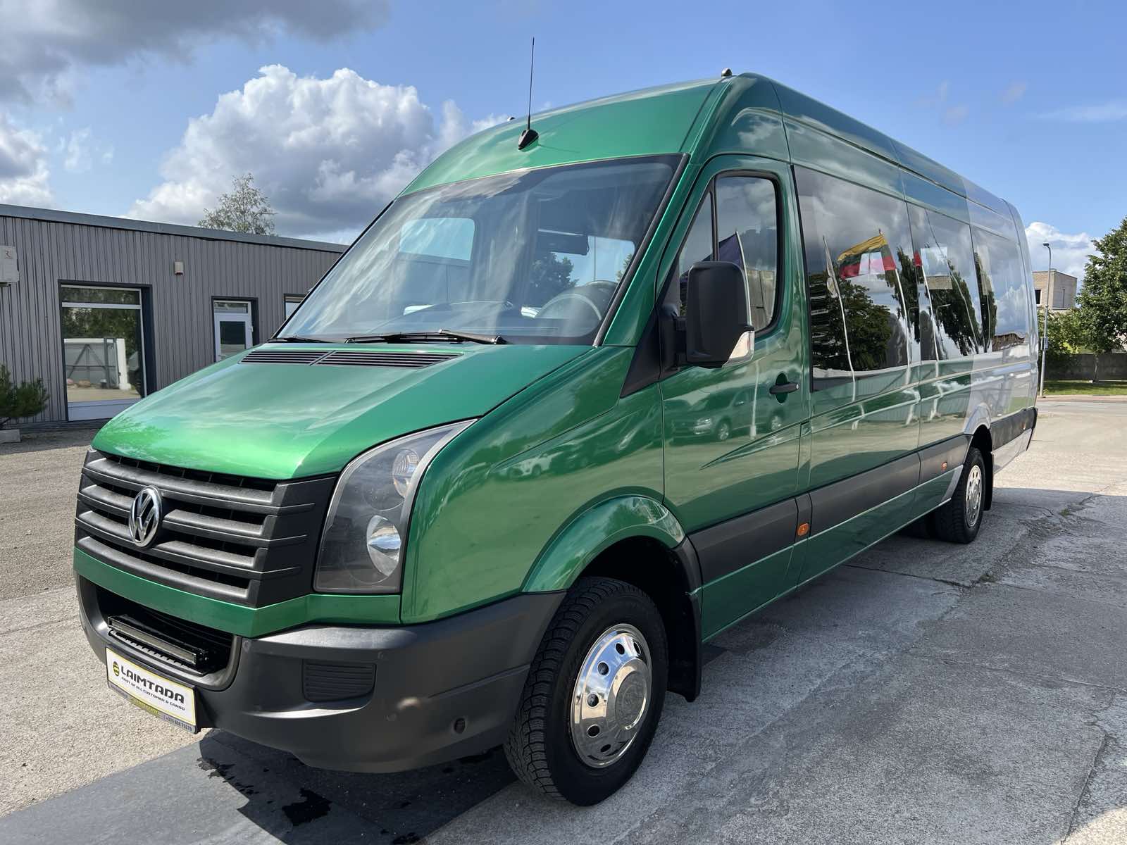 Volkswagen Crafter, keleivinis mikroautobusas