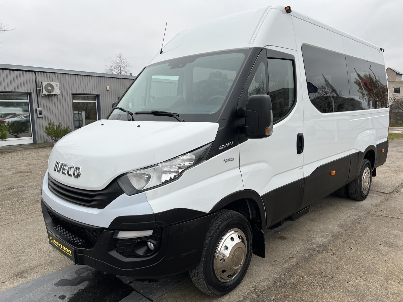 Iveco Daily, keleivinis mikroautobusas
