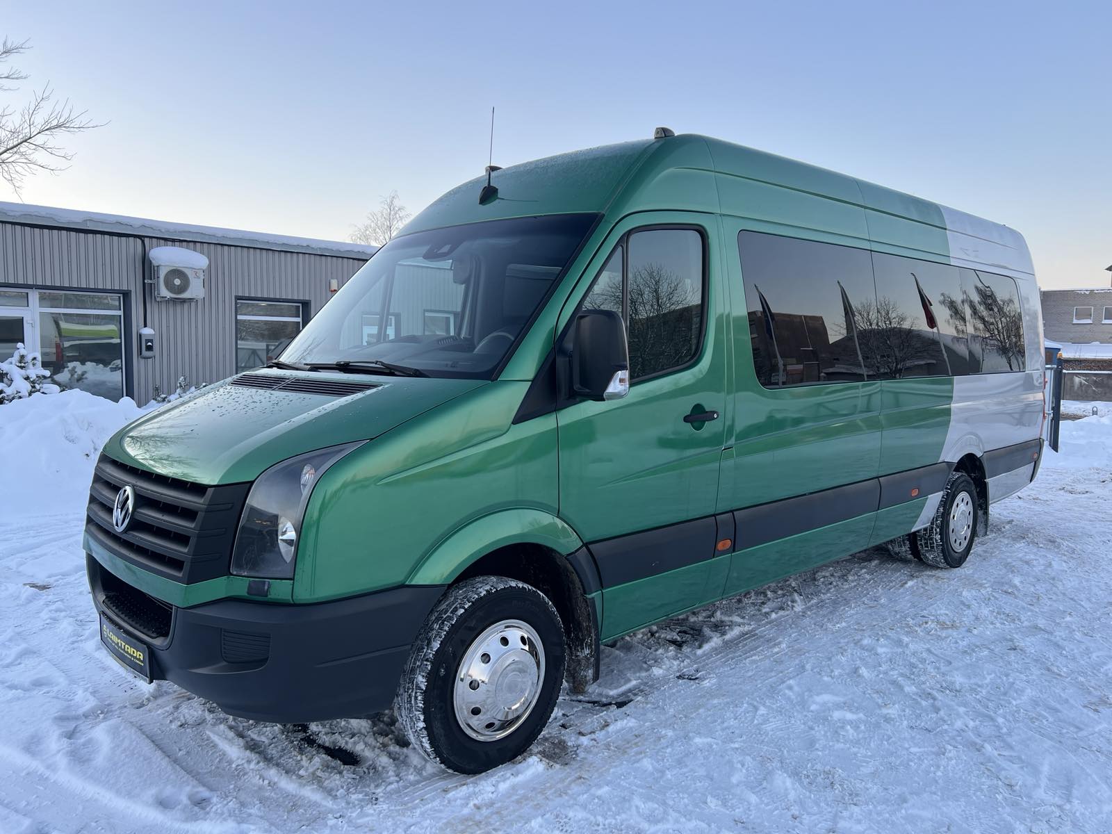 Volkswagen Crafter, keleivinis mikroautobusas