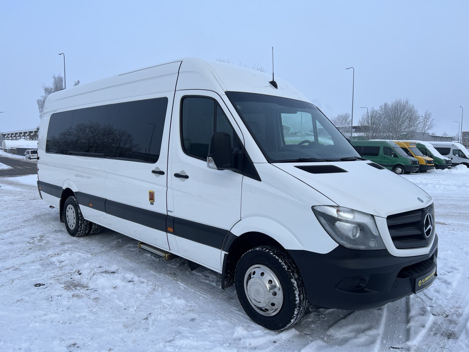 Mercedes-Benz Sprinter, keleivinis mikroautobusas