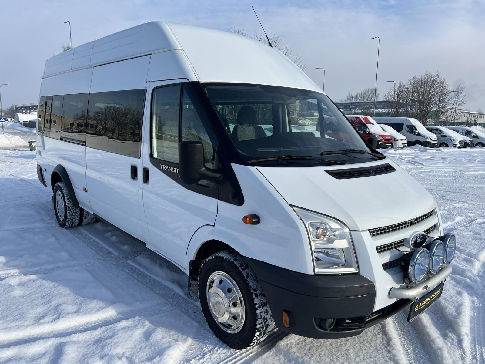 Ford Transit, keleivinis mikroautobusas