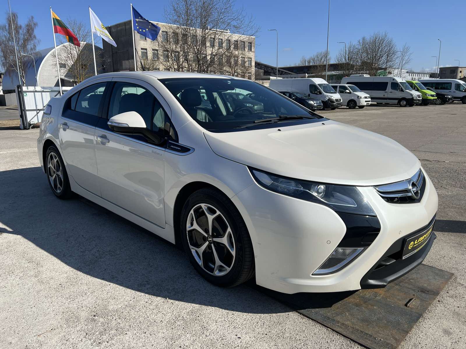 Opel Ampera