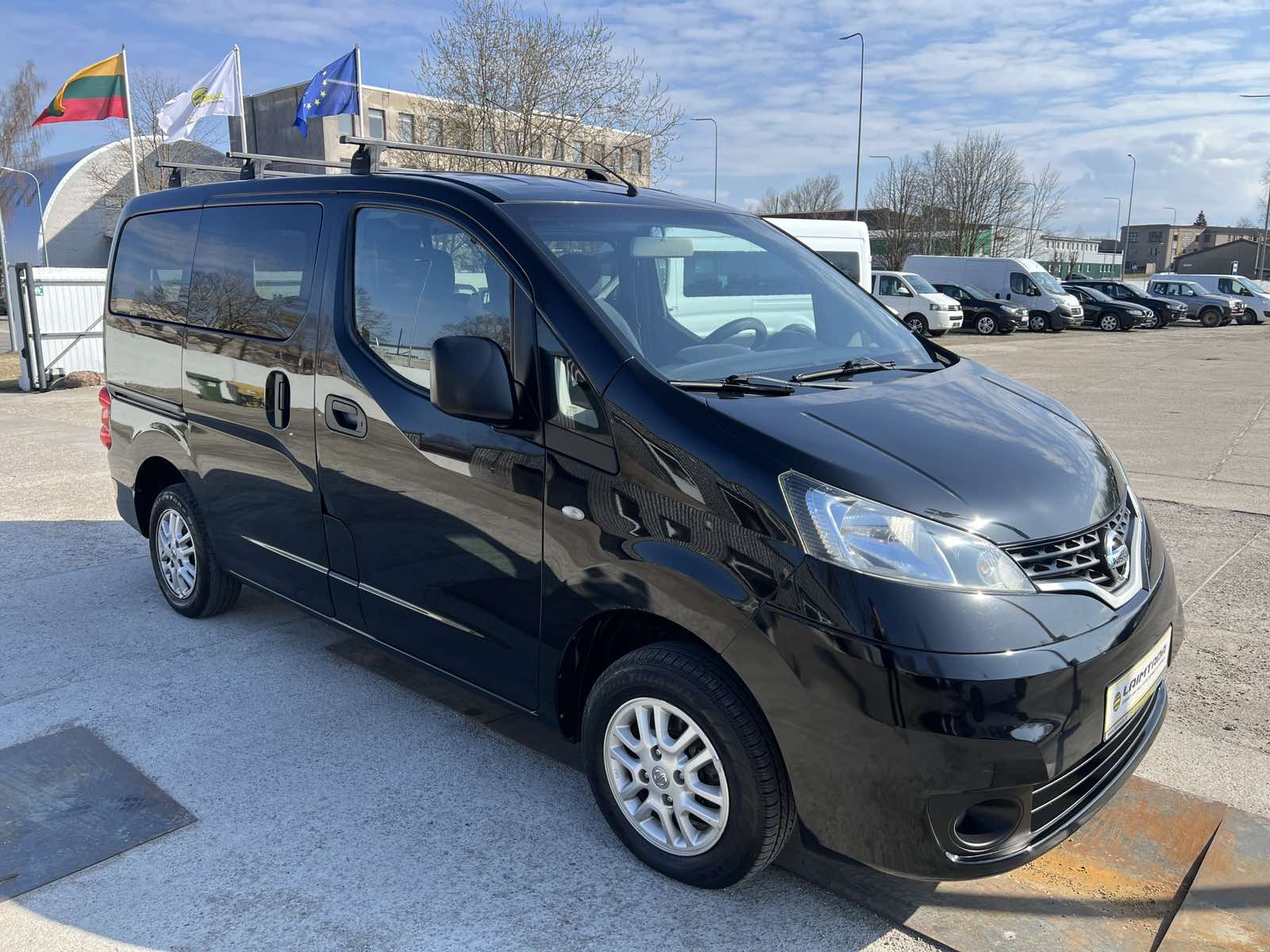 Nissan NV200